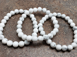 Count of 5 Howlite Bracelets, 7 inch