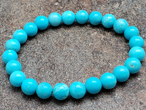 Count of 5 8mm Turquoise Howlite Bracelets, 7 inch